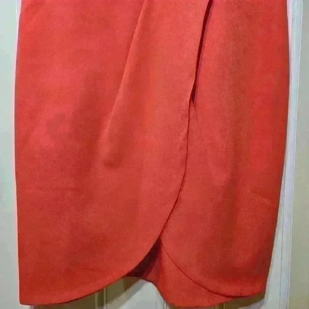 NWT BCBGMaxAzria Cocktail Dress - Picture 5 of 9